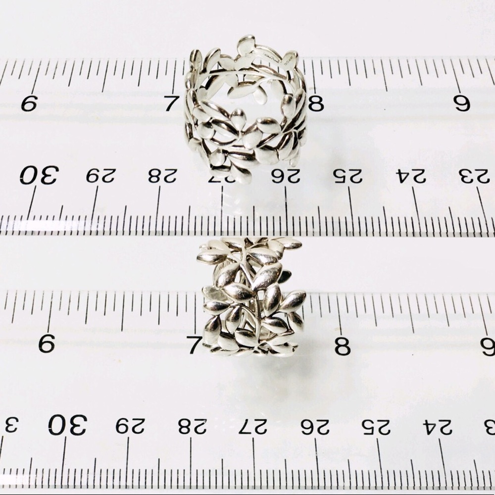 Tiffany & Co. Paloma Picasso Olive Leaf Band Ring - Picture 5 of 7